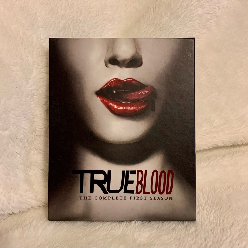 HBO TrueBlood: The Complete First Season Blu-Ray Box